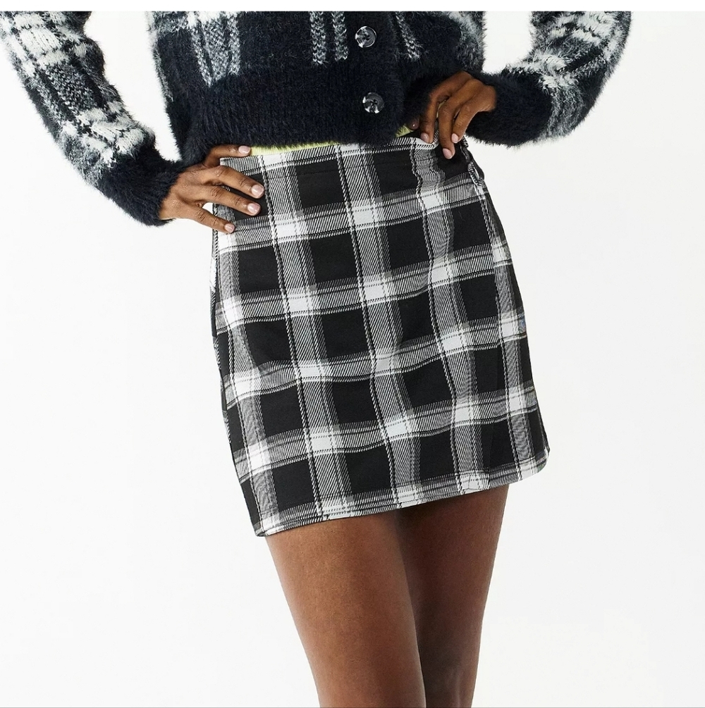 SO Plaid Black and White Mini Skirt